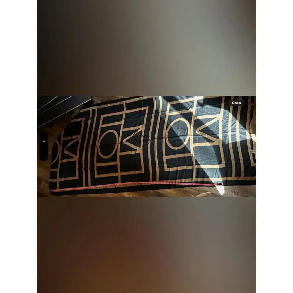 MISSLOOK Black and Bronze Geometric Wrap Scarf